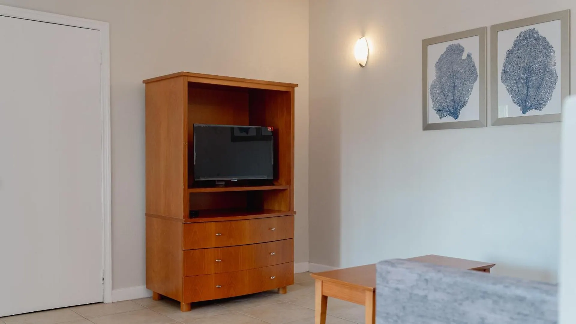 פורתסמות' Tibay Villas דומיניקה